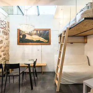 original-cosy-25m-near-canal-st-martin.fr-paris.fr/